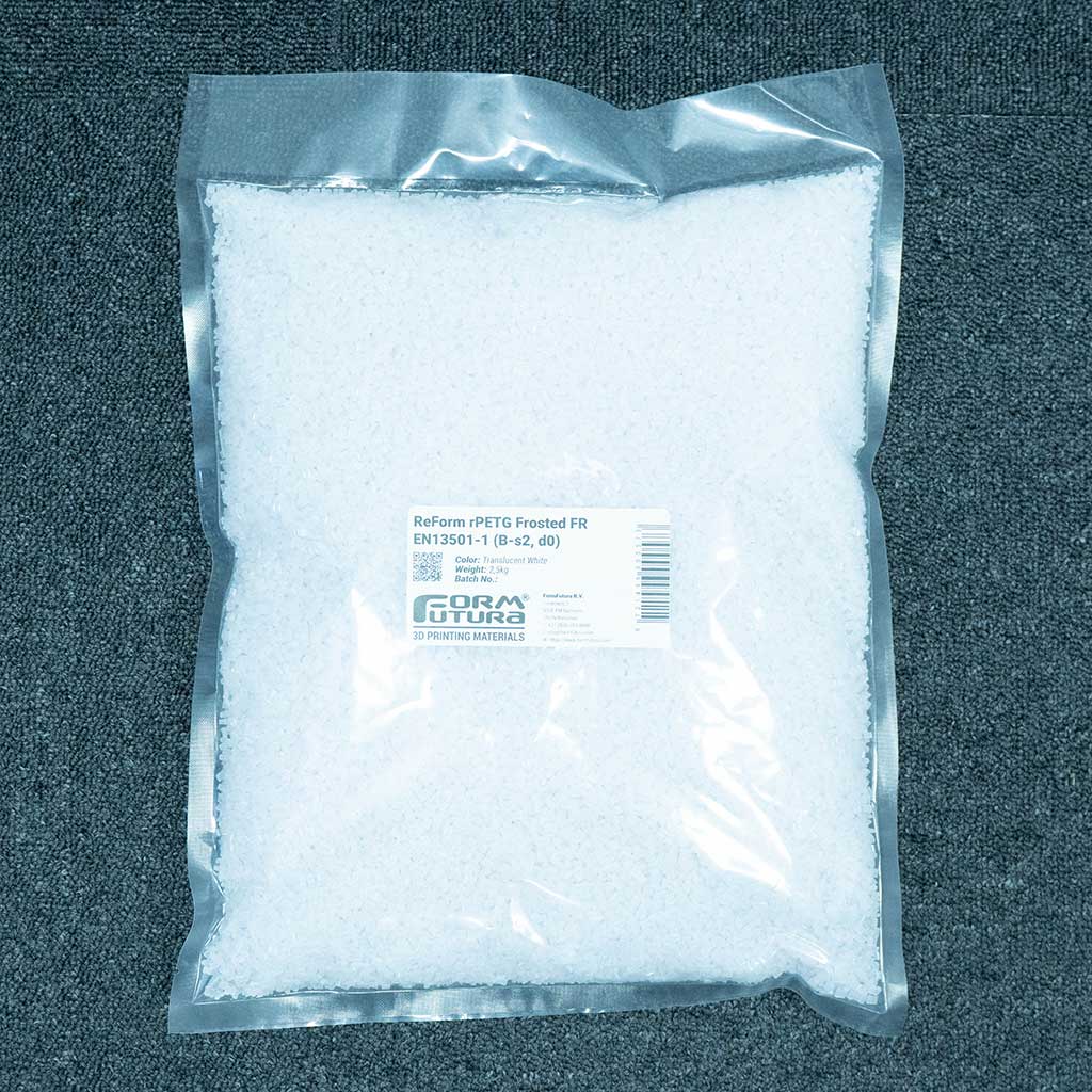 ReForm rPETG Frosted FR EN13501-1 (B-s2, d0) - Pellets